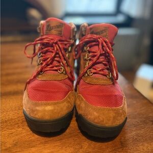 DANNER JAG Brick Red Hiking BOOTS 37357 - Size 7 - Excellent